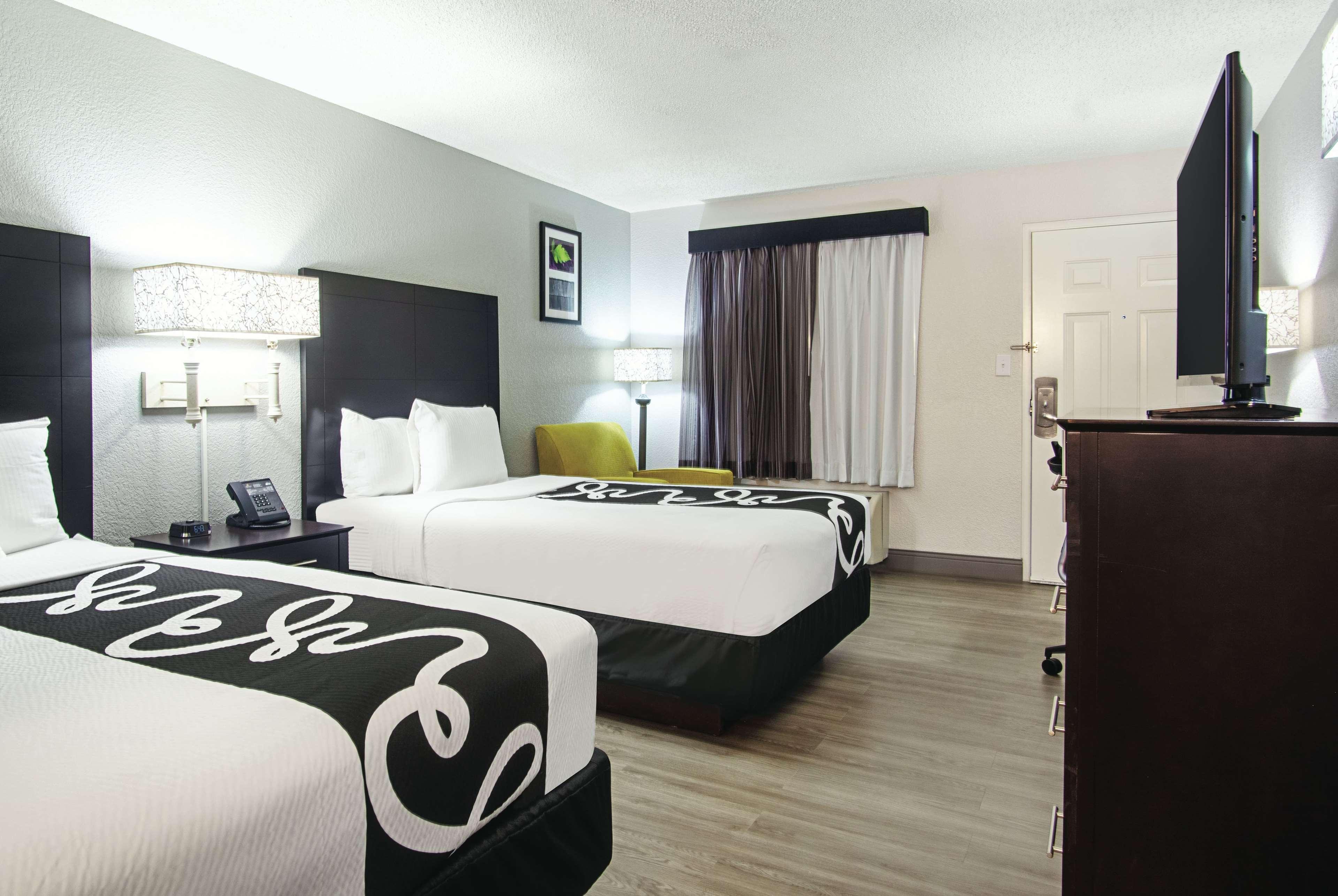 La Quinta Inn By Wyndham West Palm Beach - Florida Turnpike Century Village  Exterior foto
