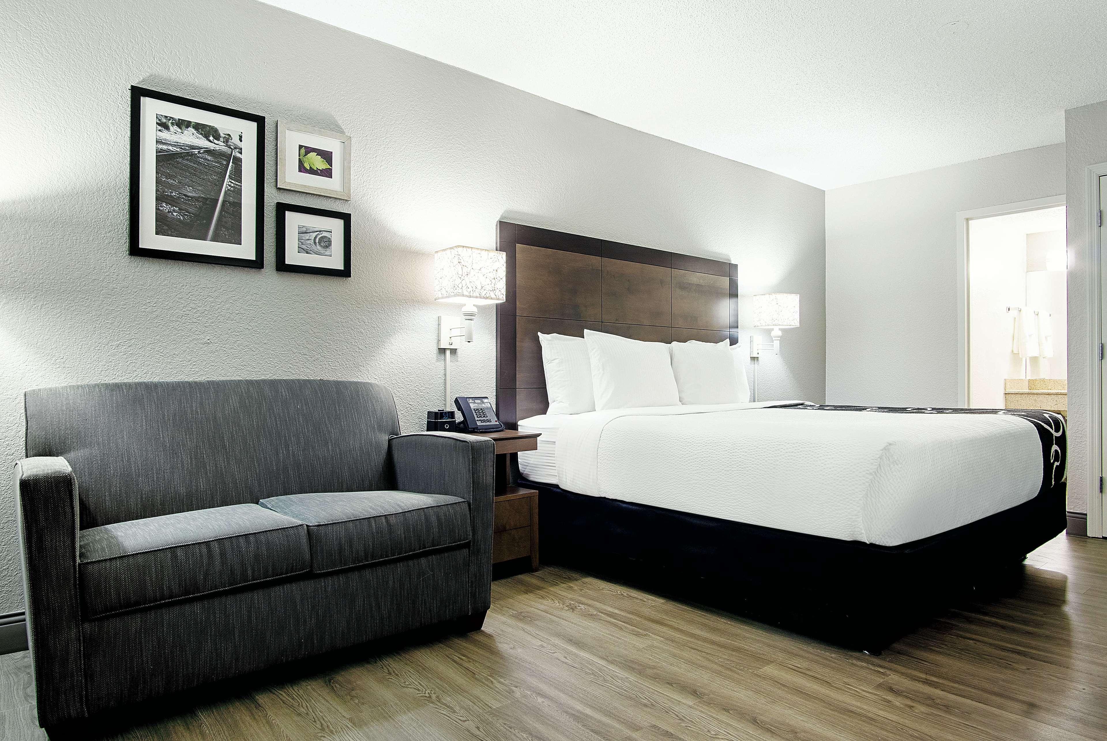 La Quinta Inn By Wyndham West Palm Beach - Florida Turnpike Century Village  Exterior foto