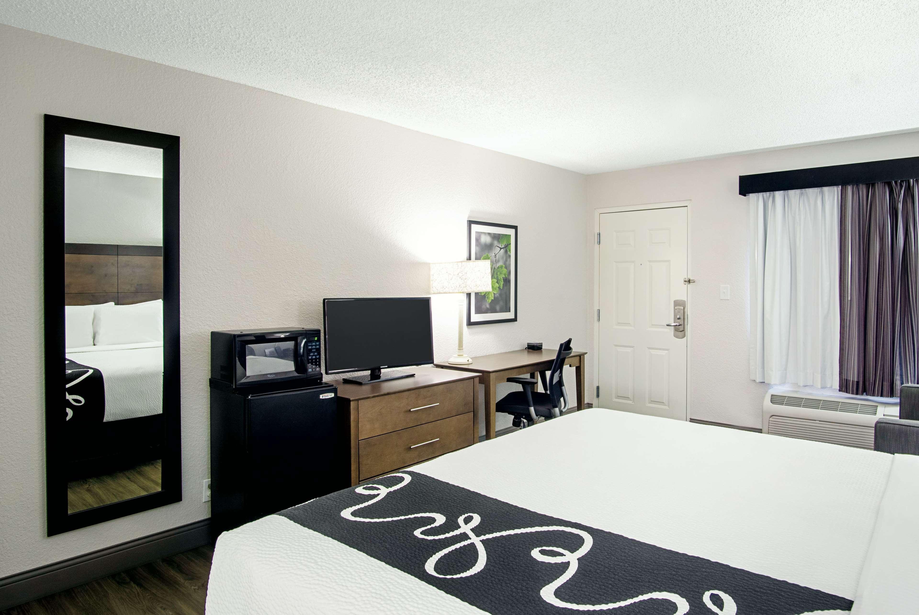 La Quinta Inn By Wyndham West Palm Beach - Florida Turnpike Century Village  Exterior foto