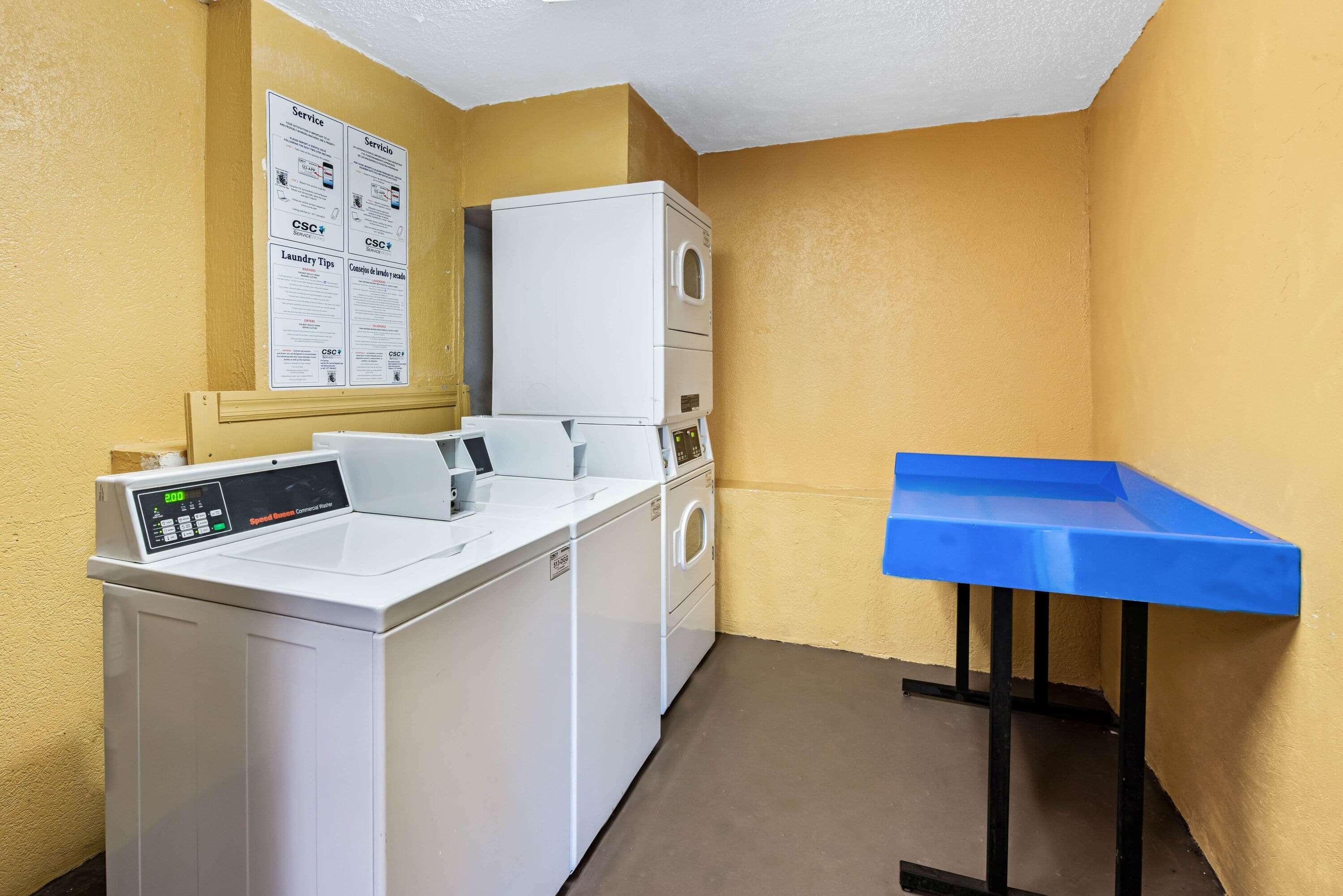 La Quinta Inn By Wyndham West Palm Beach - Florida Turnpike Century Village  Exterior foto