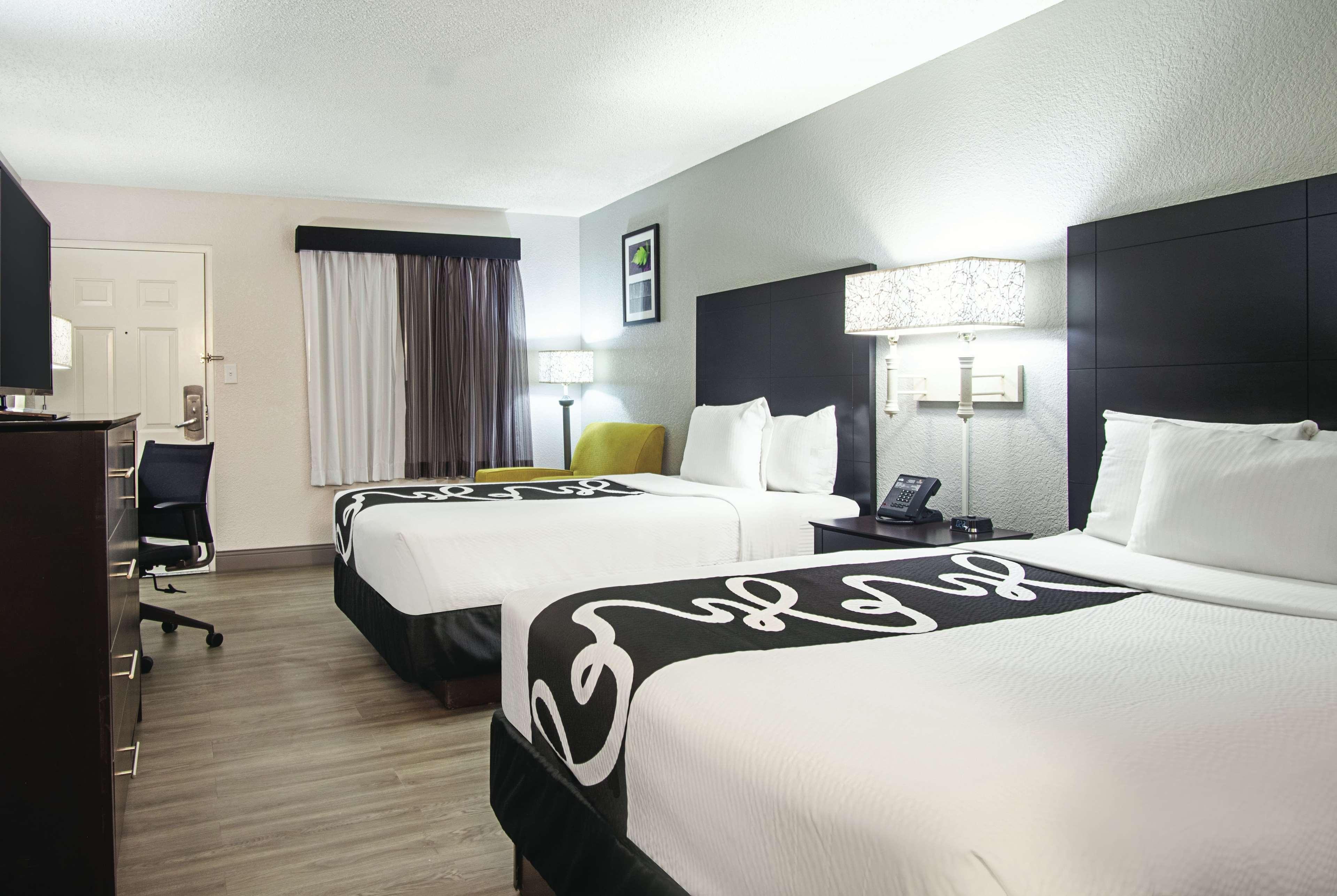 La Quinta Inn By Wyndham West Palm Beach - Florida Turnpike Century Village  Exterior foto
