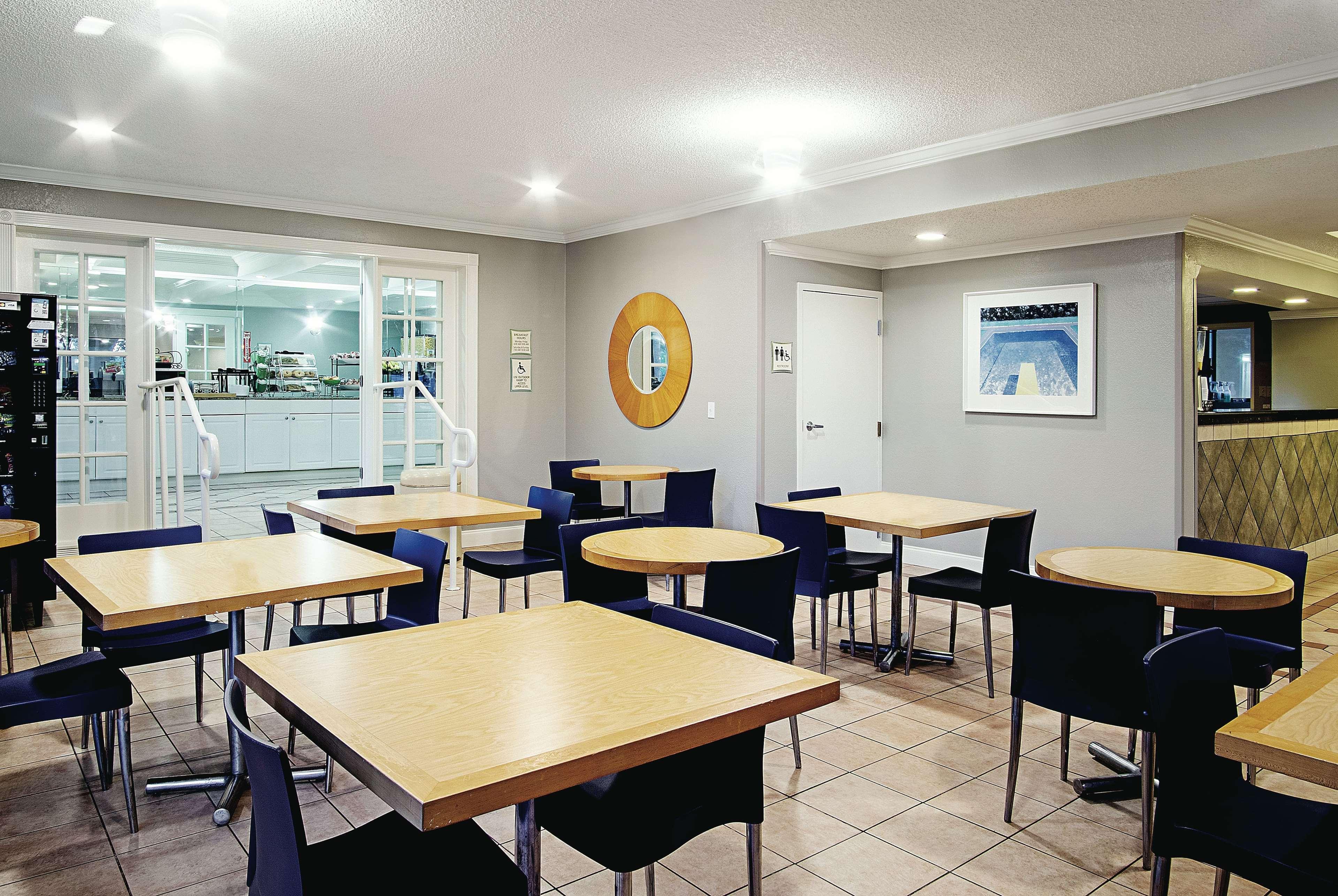La Quinta Inn By Wyndham West Palm Beach - Florida Turnpike Century Village  Exterior foto