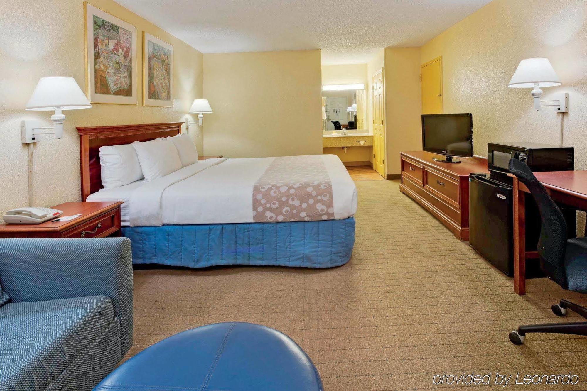 La Quinta Inn By Wyndham West Palm Beach - Florida Turnpike Century Village  Exterior foto
